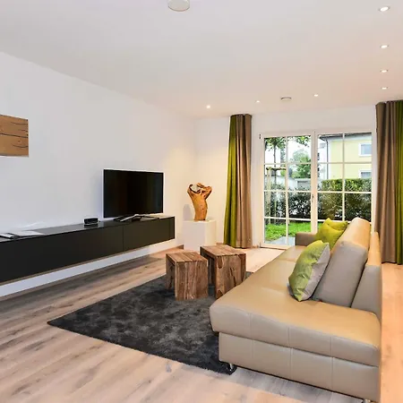 Luxus Am Toskanapark - Luxus-ferienwohnung, Seenah Und Exklusiv Lägenhet *